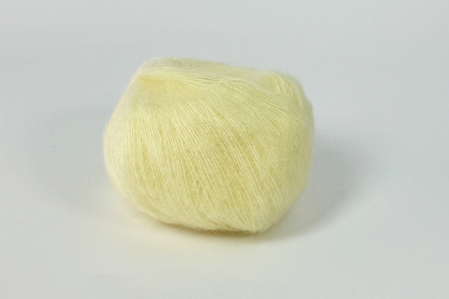 Пряжа Mohair кід мохер 75%, поліамід 25% жовтий блідий 200м(25гр)