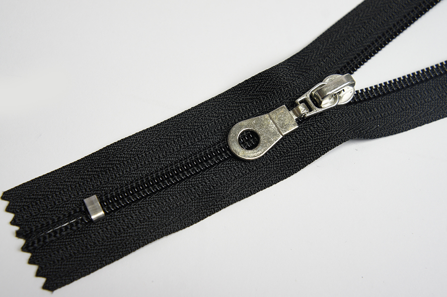 Блискавка MH Тип 5 чорний 18 см 5NCE-018-0005-N580