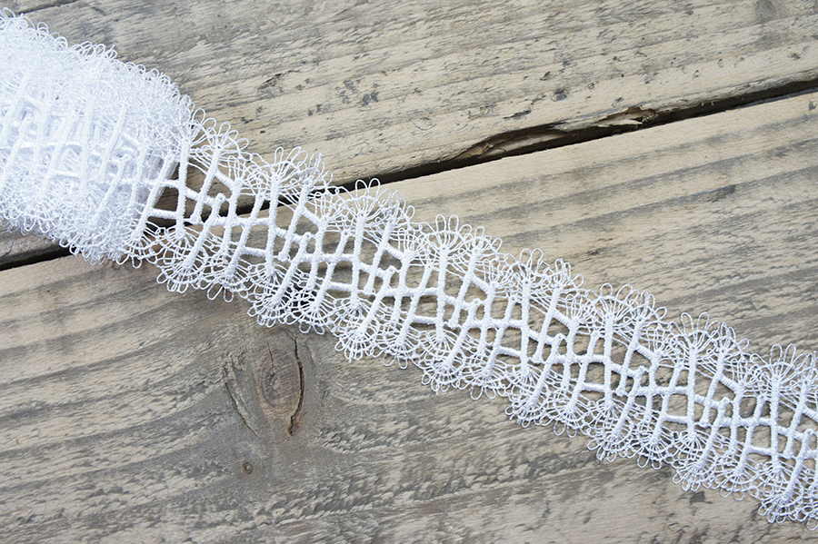 Мереживо гіпюр 50 мм Mertbutton білий GB120-50-white