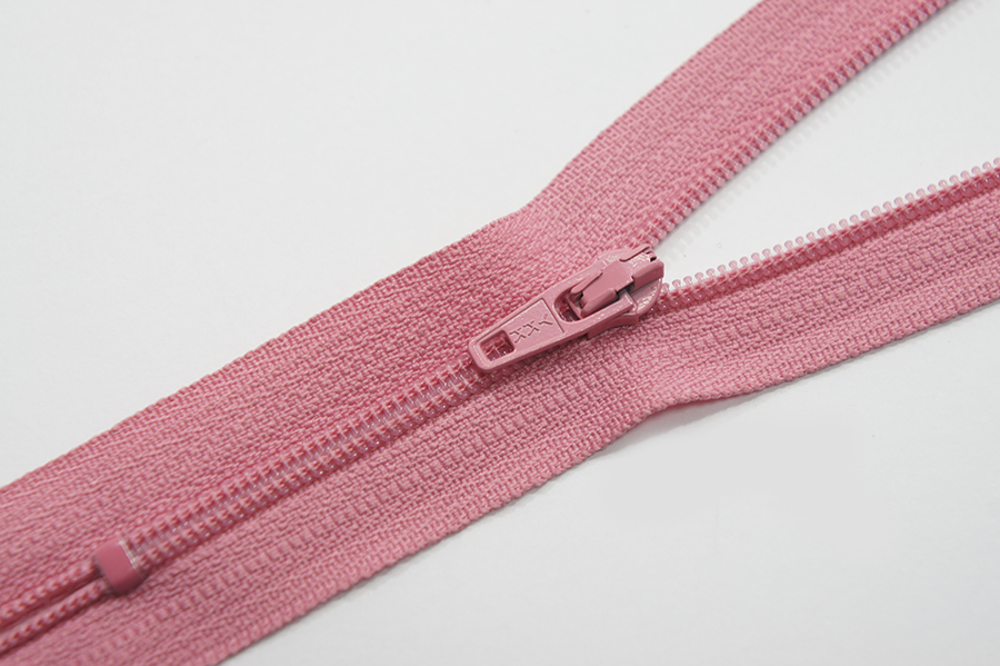 Блискавка YKK Тип 3 фрезовий рожевий 20 см