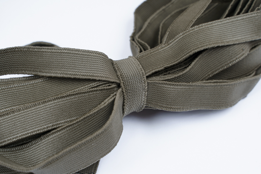 Тасьма еластична 15 мм ткана болотний темний