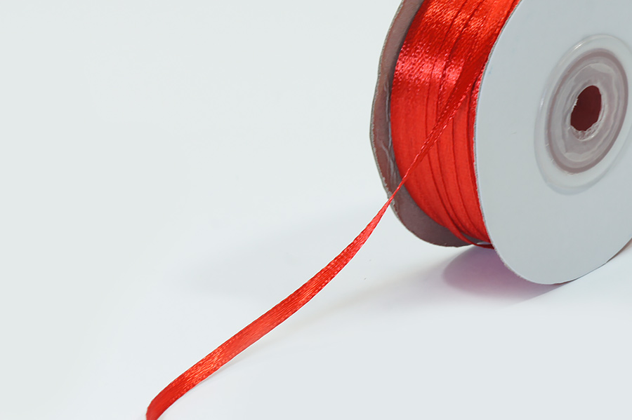 Стрічка на катушці 3 мм MH червоний