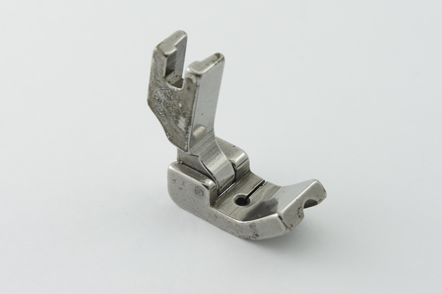 Лапка для кедера P 69 RH 5 мм (права)