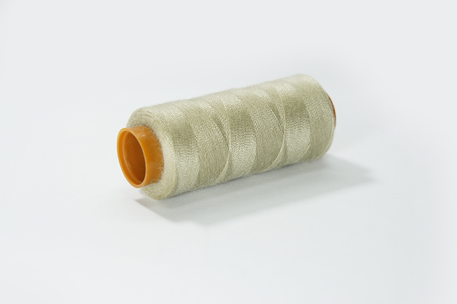 Нитки швейні №28/2 Barva поліестер 100% бежевий сірий світлий 200 м 7016