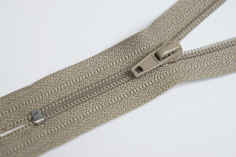 Блискавка MH Тип 4 коричневий бежевий 18 см