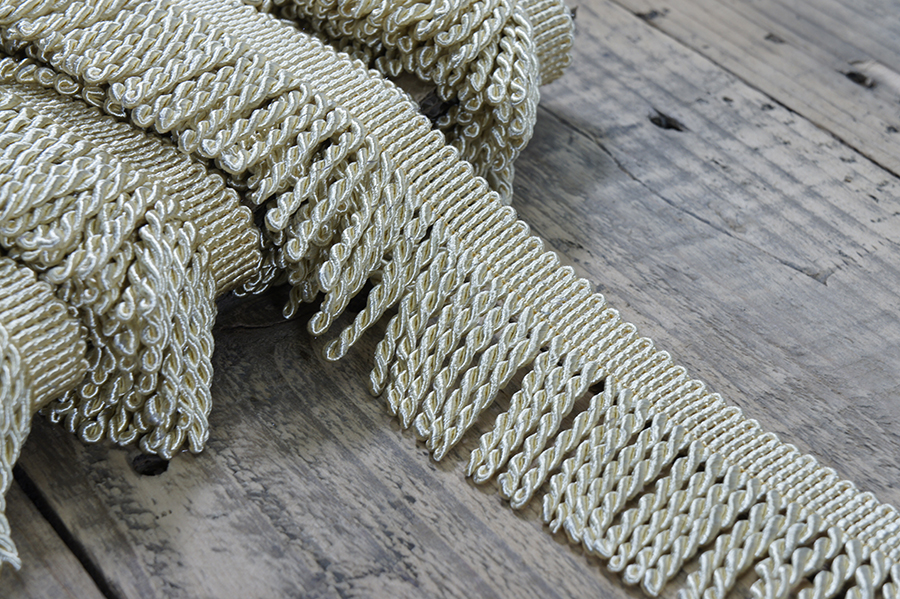 Бахрома 57 мм (пряма) MH молочний кремовий