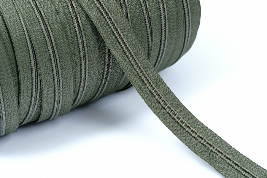 Блискавка рулонна Тип 8, вита хакі