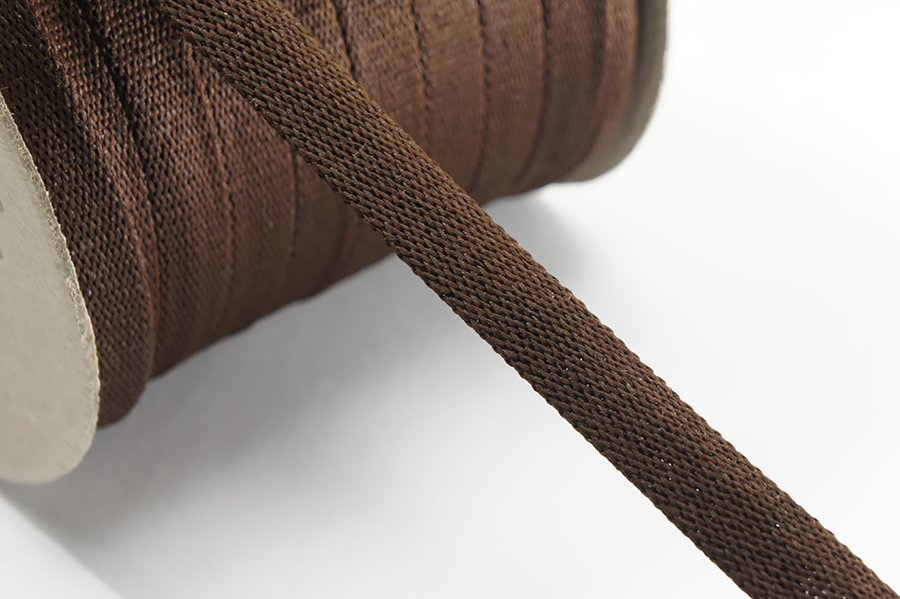 Шнур 14.0 мм 6-2341 Лента коричневий темний