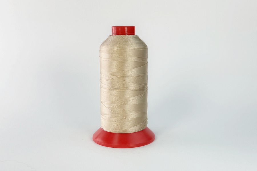 Нитки швейні №60 Barva високоміцні поліестер 100% рожевий кремовий 4000 м 1020