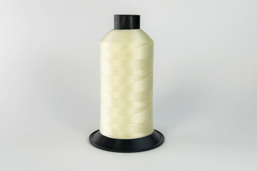 Нитки швейні №15 Barva високоміцні поліестер 100% молочний 1150 м 1015