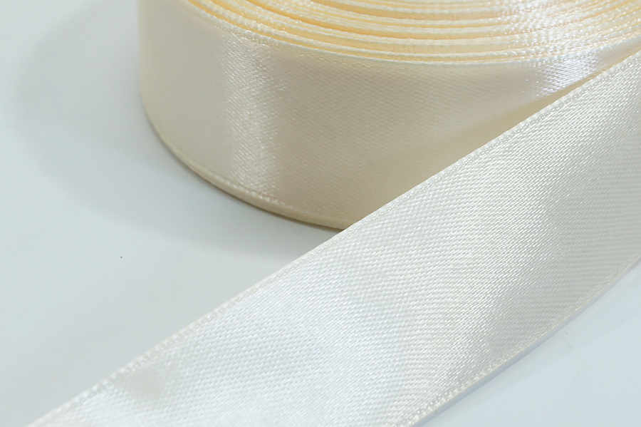 Стрічка 36 мм MH молочний