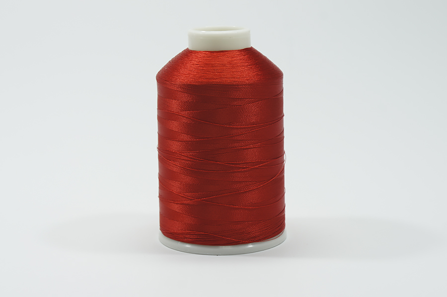 Нитки вишивальні Royal 5000 м віскоза 100% червоний С717