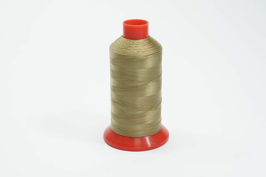 Нитки швейні №20 Barva високоміцні поліестер 100% бежевий 1400 м 7012