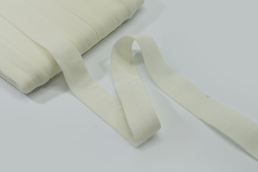 Бейка 20 мм матова, еластична молочний яскравий