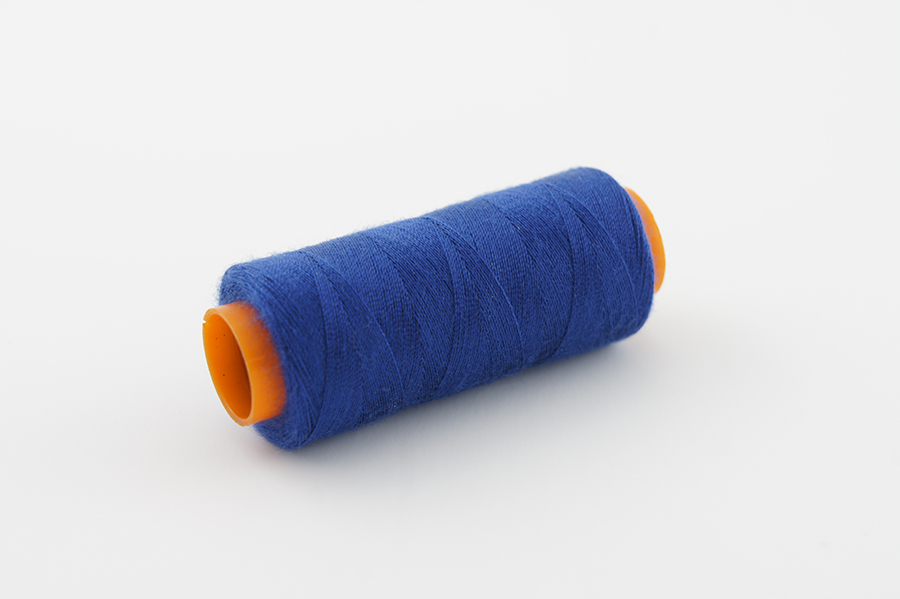 Нитки швейні №28/2 Barva поліестер 100% електрик яскравий 200 м 2057