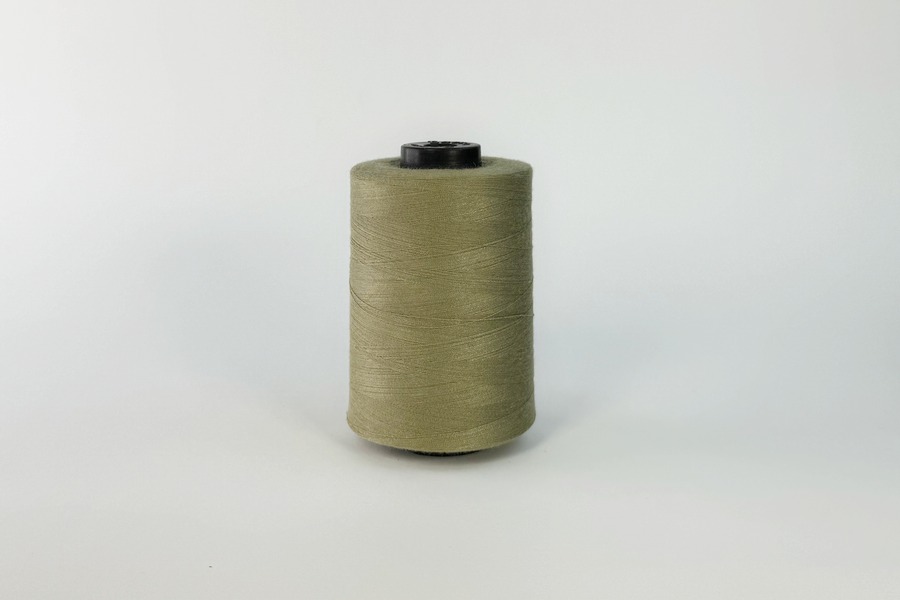 Нитки швейні №28/2 Barva армовані поліестер 100% хакі світлий 2500 м 7023-28/2-2500-Б