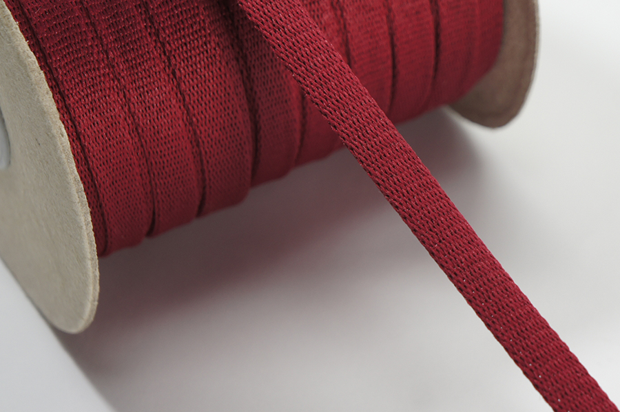 Шнур 14.0 мм 6-2341 Лента малиновий темний