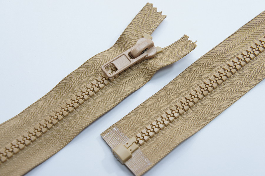 Блискавка Тип 8, 1 замок бежевий золотистий 70 см