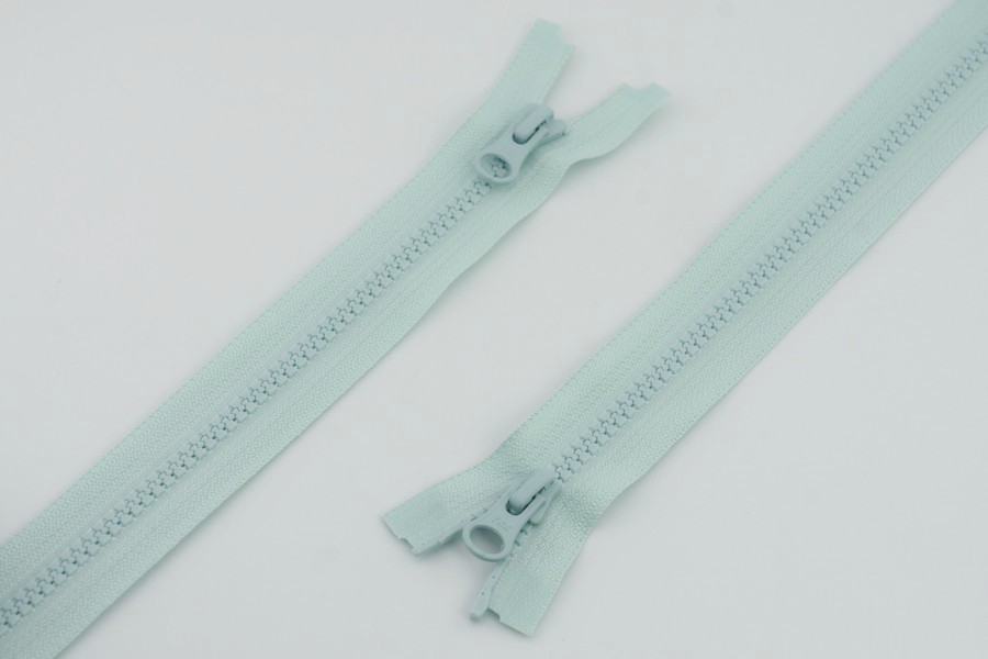 Блискавка YKK Тип 5, 2 замка бірюзовий блідий 75 см