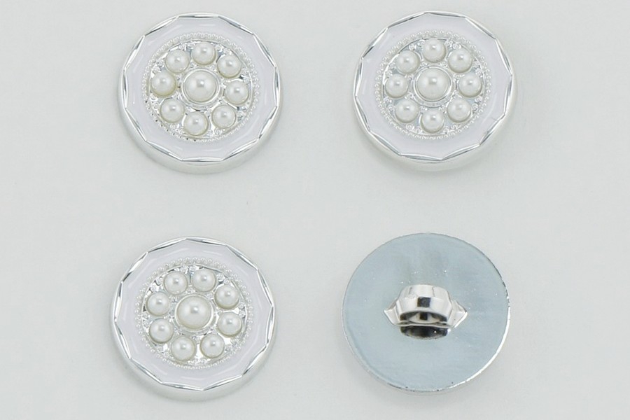 Гудзик на ніжці 21 мм Mertbutton металізований білий КМ-02 KM-02-04-34-999/nik