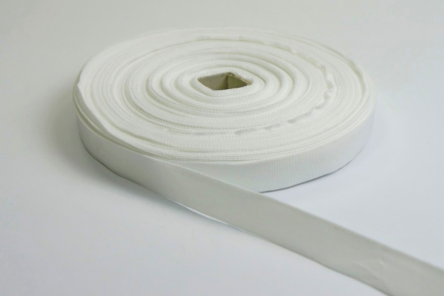 Стрічка прикладна 20 мм білий