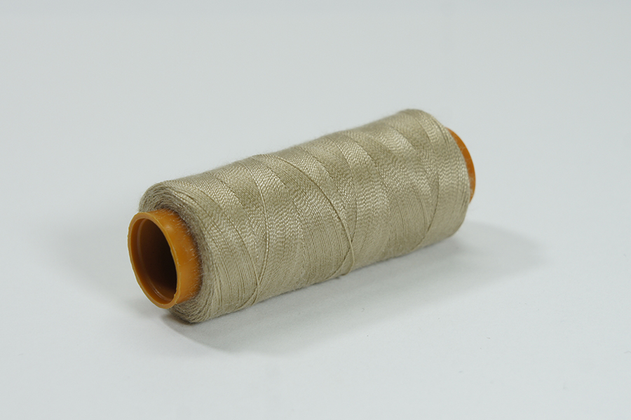 Нитки швейні №28/2 Barva поліестер 100% бежевий сірий 200 м 7017