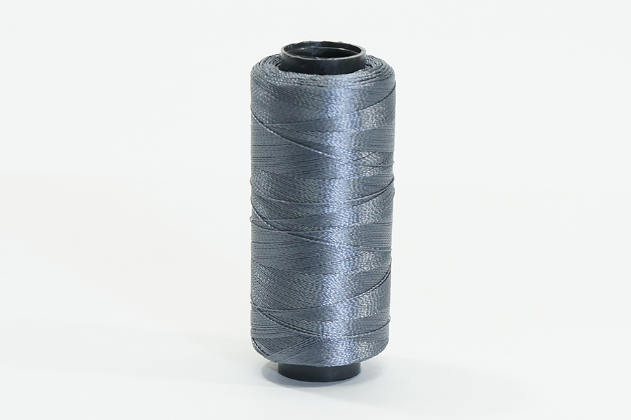 Нитки вишивальні Royal 500 м віскоза 100% сірий темний 33 -120-500-MH5953