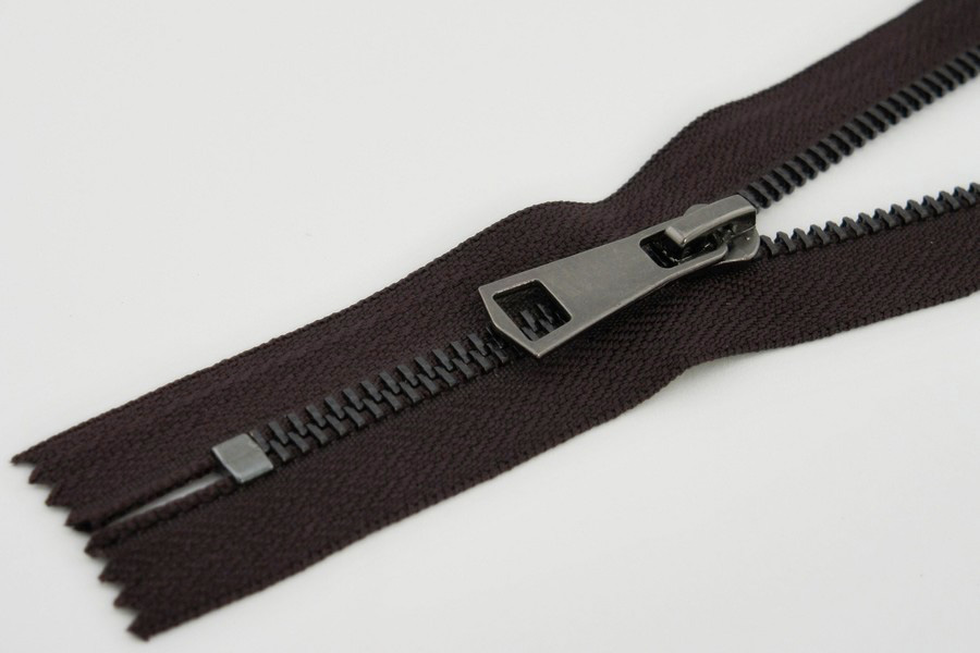 Блискавка MH Тип 5, нероз'ємні коричневий темний 18 см 5MCE-018-868-b.nik