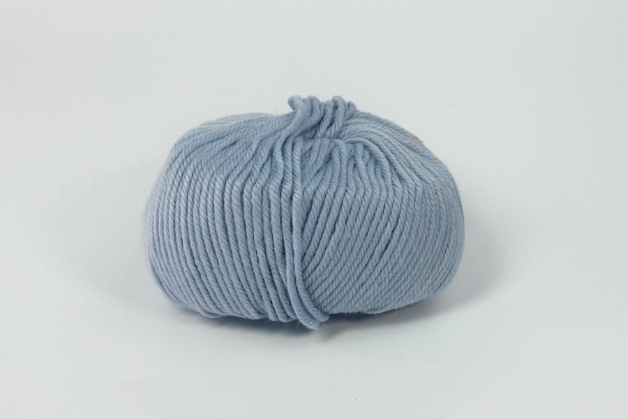 Пряжа Кашемірова вовна 93%, поліамід 7% блакитний світлий 90м(50гр)