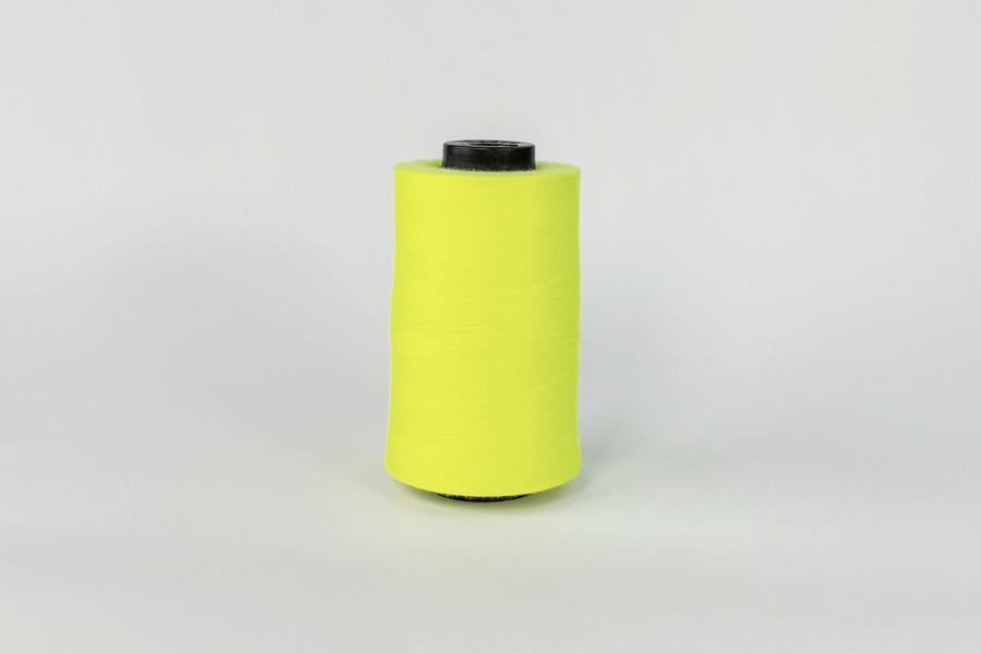 Нитки швейні №28/2 Barva армовані поліестер 100% салатовий кислотний 2500 м 3015