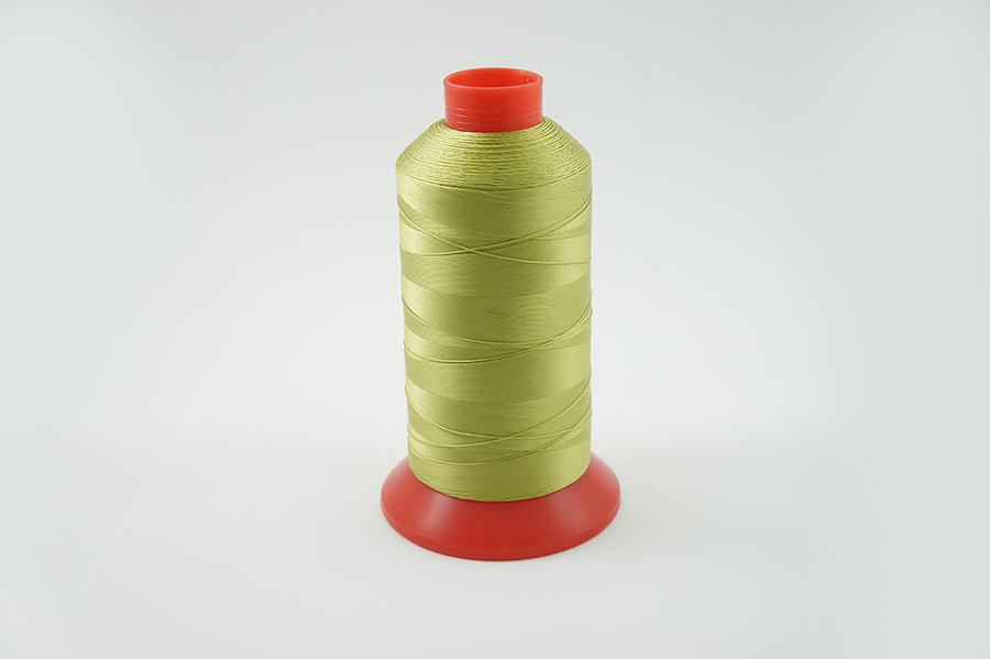 Нитки швейні №40 Barva високоміцні поліестер 100% салатовий яскравий 2850 м 4059