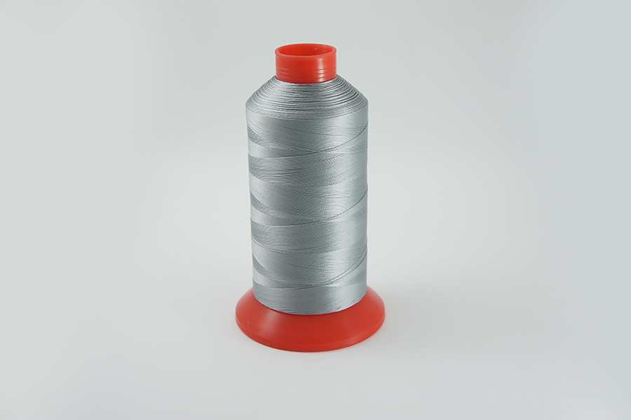 Нитки швейні №40 Barva високоміцні поліестер 100% сірий блакитний 2850 м 2007-210/3-200-ПЕ-HS