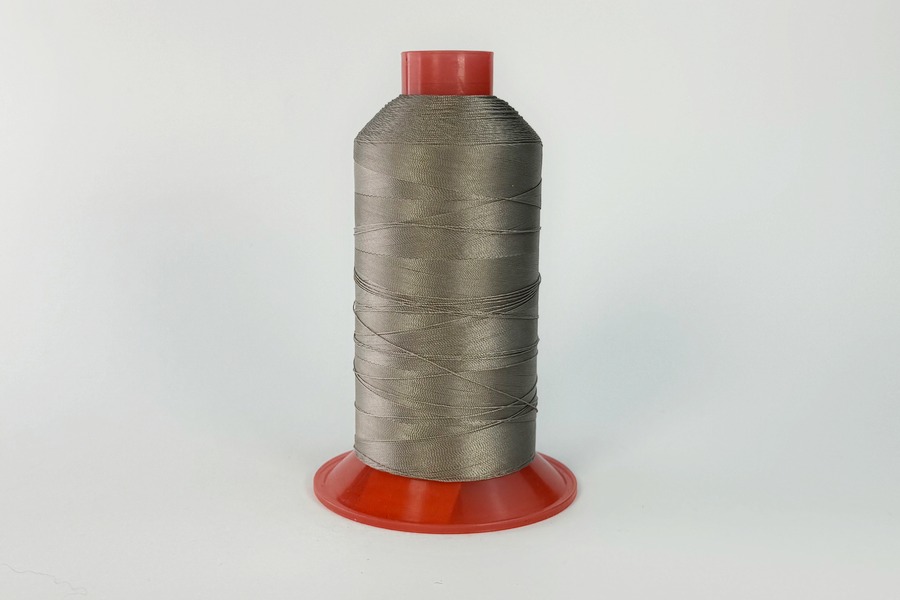 Нитки швейні №20 Barva високоміцні поліестер 100% бежевий сірий світлий 1400 м 5041