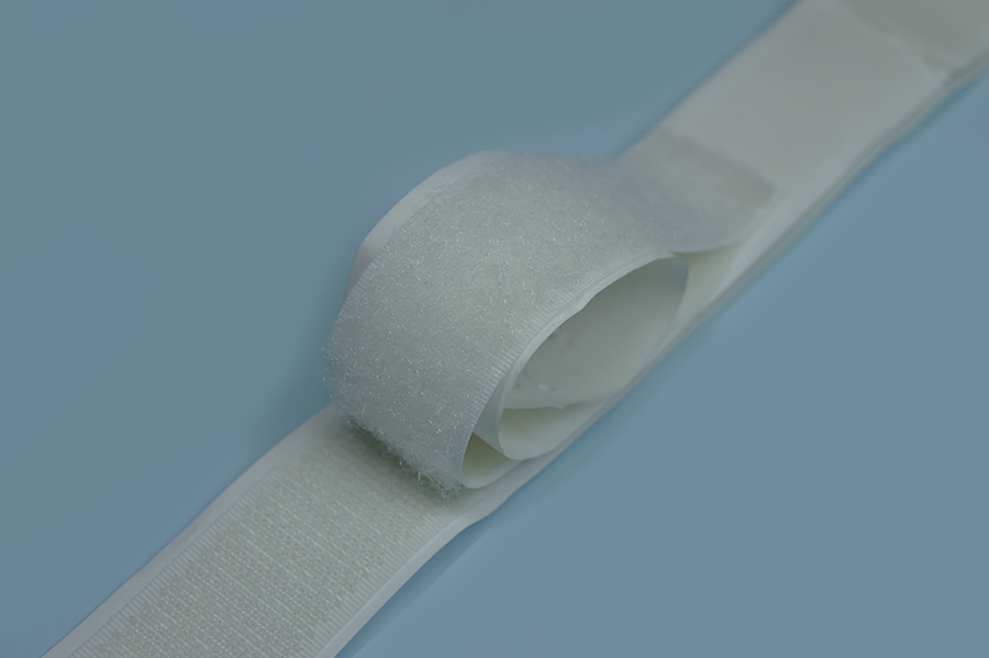 Застібка 20 мм клейова MH комплект білий