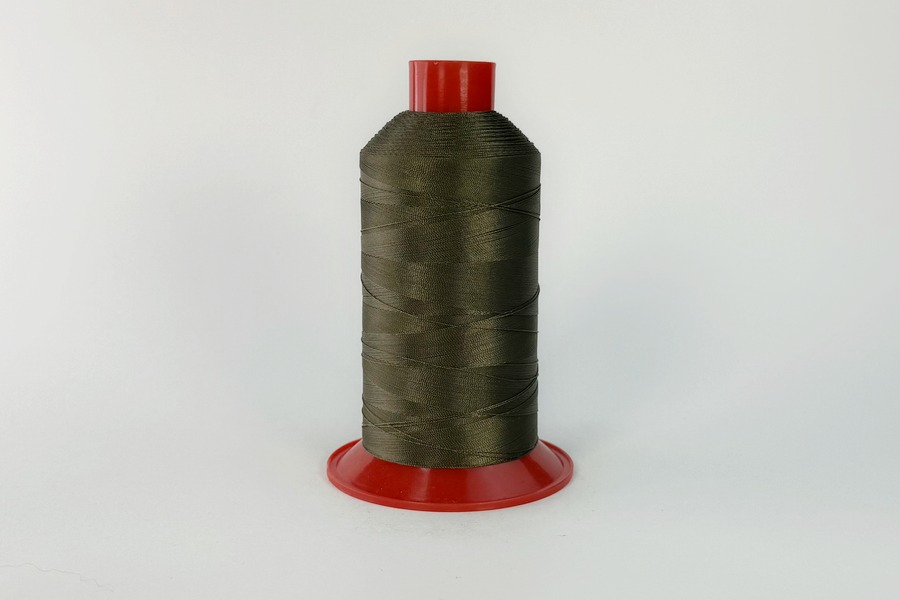 Нитки швейні №30 Barva високоміцні поліестер 100% хакі світлий 2400 м 4006-250/3-200-ПЕ-HS