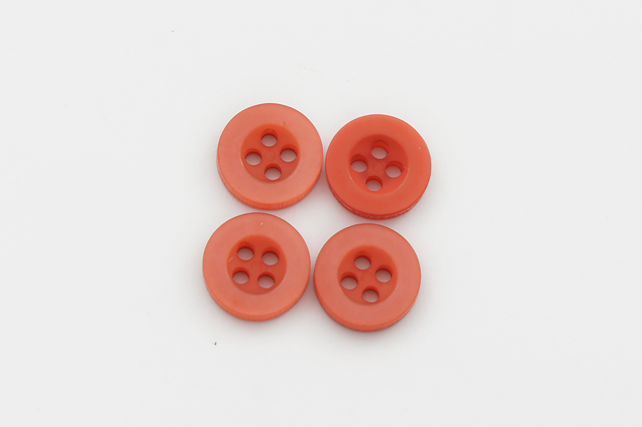 Гудзик 11 мм Mertbutton 4 отвори перламутр кораловий червоний