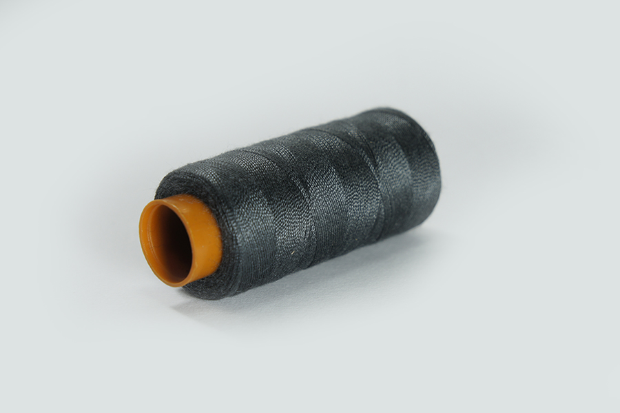 Нитки швейні №28/2 Barva поліестер 100% сірий темний 200 м 5010-28/2-200-Б