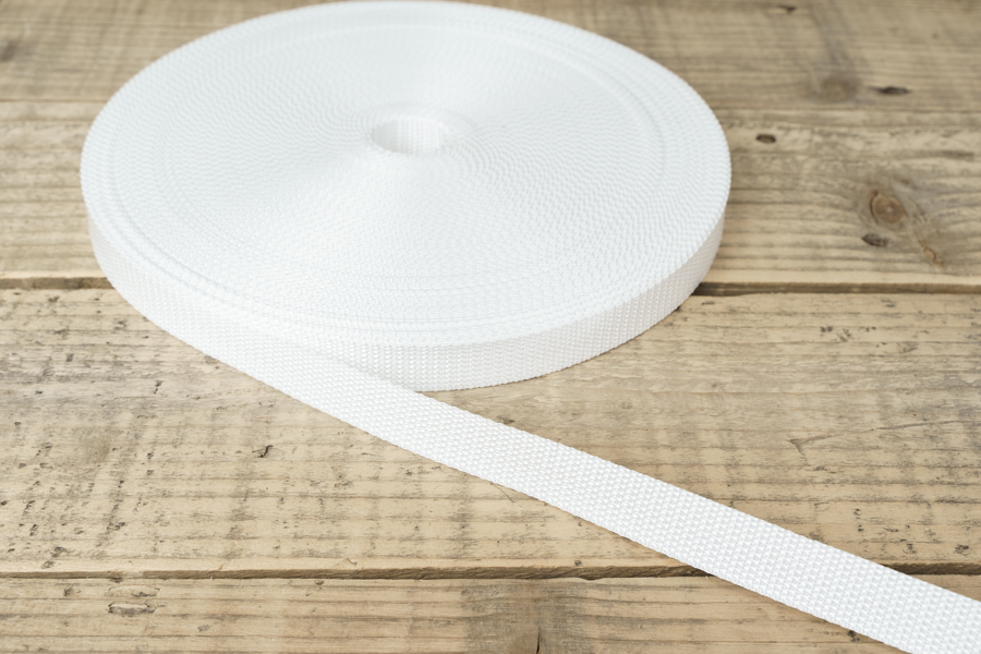 Стрічка 20 мм білий