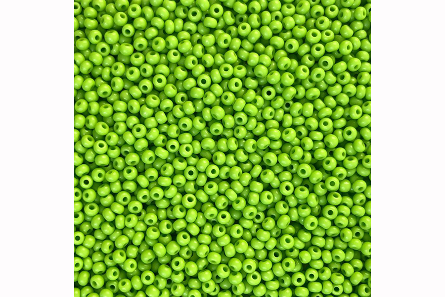Бісер Preciosa 53310 №10 непрозорий натуральний салатовий яскравий 2,3 мм