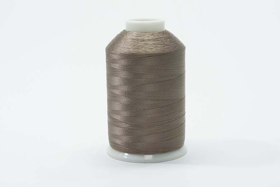 Нитки вишивальні Royal 5000 м віскоза 100% бежевий сірий С541