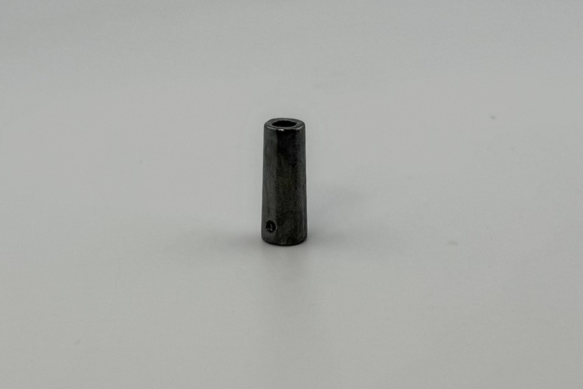 Наконечник для шнура 8х21 мм Mertbutton одинарний нікель чорний