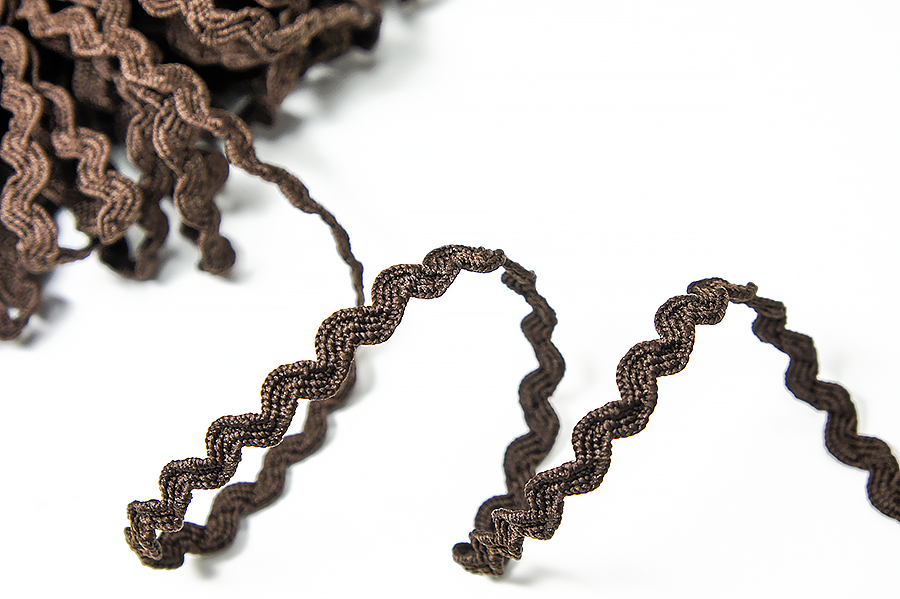 Тасьма в'юнок (хвилька) 6 мм Лента коричневий темний