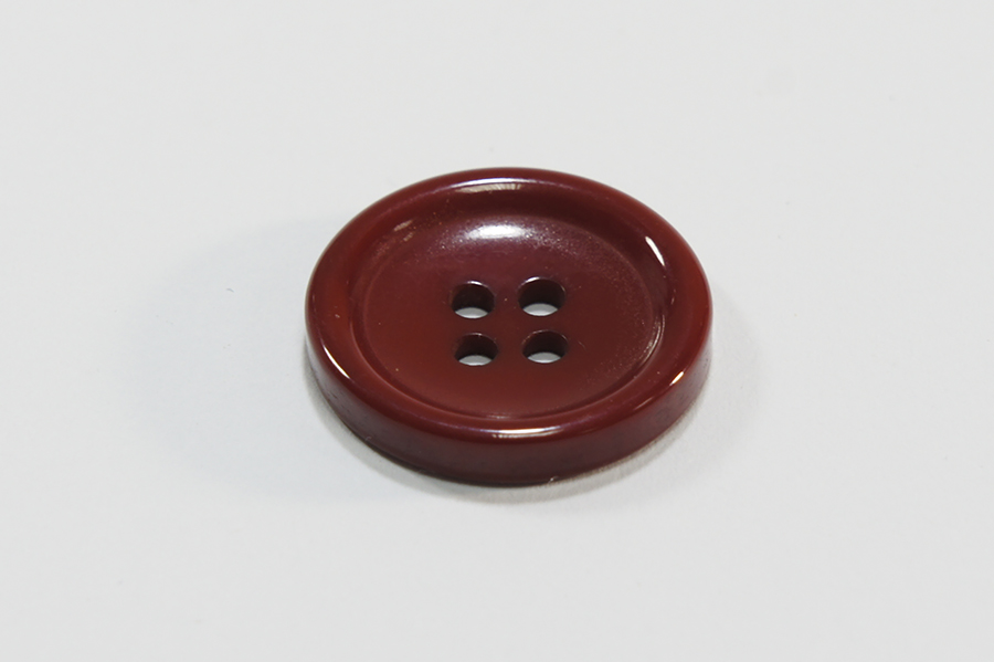 Гудзик 15 мм Mertbutton 4 отвори однотонний червоний темний ВР-179