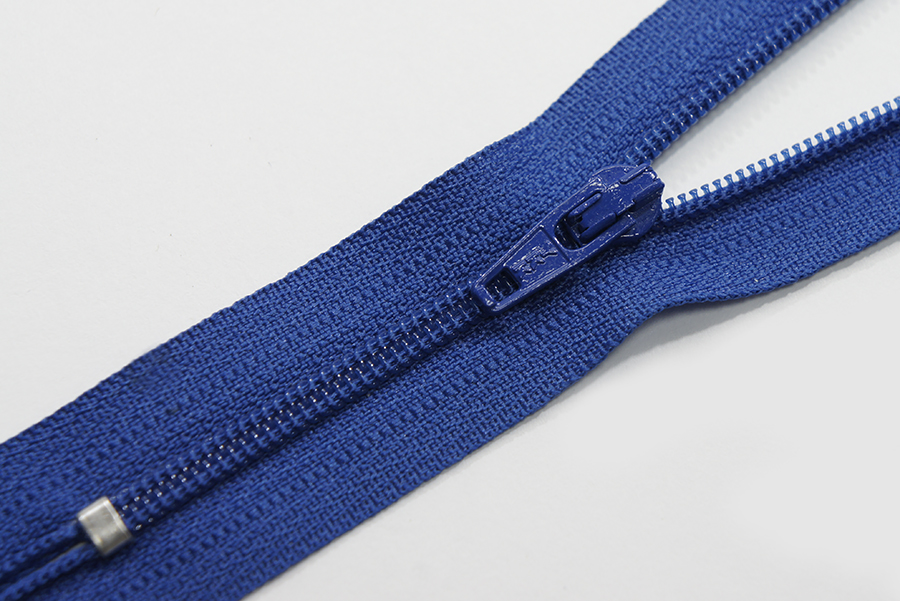 Блискавка YKK Тип 3 електрик яскравий 18 см