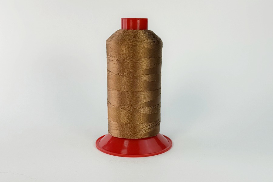 Нитки швейні №40 Barva високоміцні поліестер 100% кавовий молочний 2850 м 7003