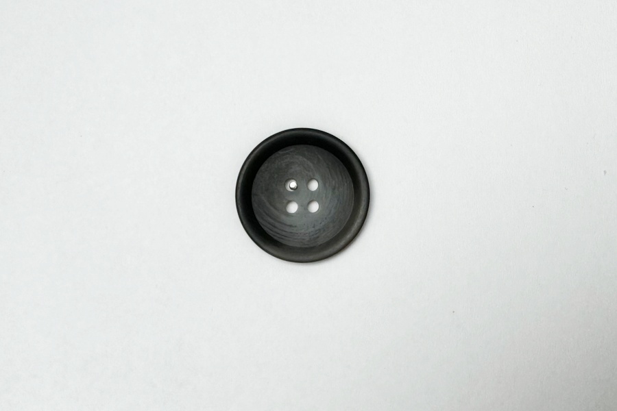 Гудзик 25 мм Mertbutton 4 отвори класичний різнокольоровий 2607-40-16