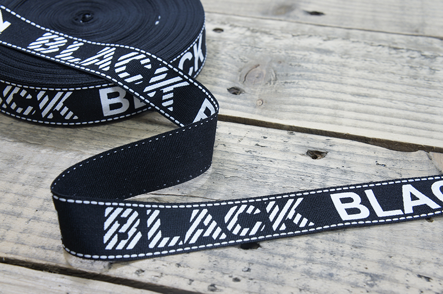 Тасьма 30 мм Mertbutton з написом різнокольоровий 16-06-777