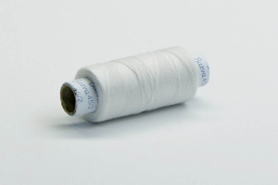 Нитки швейні 45S/2 Barva поліестер 100% білий 300 м 9999