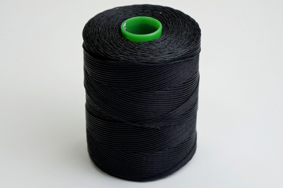 Нитки швейні Amann вощена чорний 1.2 мм