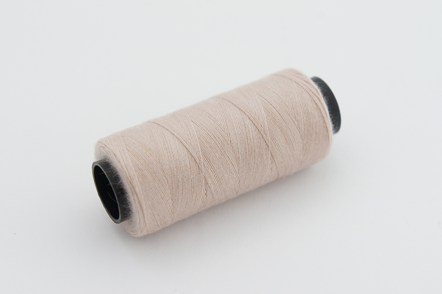 Нитки швейні №40/2 Barva поліестер 100% пудровий 250 м 6069